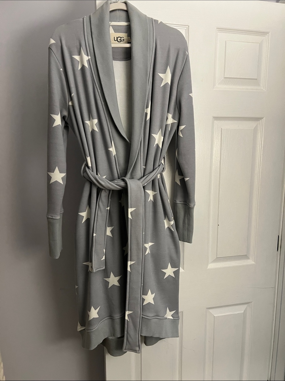 UGG Grey Star-Print Shawl Robe